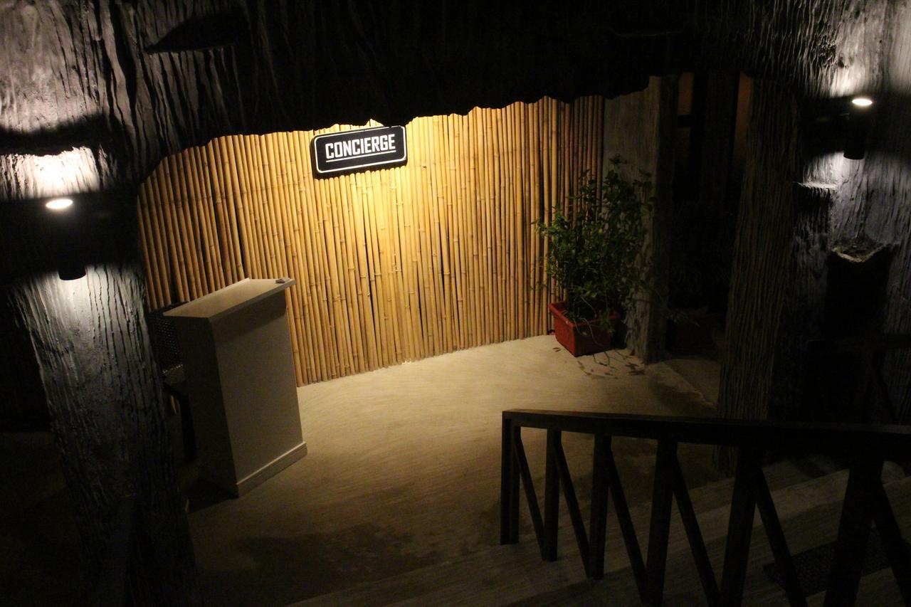 The Cavern Pod Hotel & Specialty Cafe إل نيدو المظهر الخارجي الصورة
