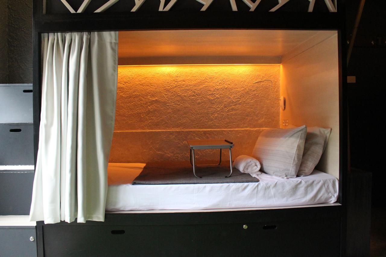 The Cavern Pod Hotel & Specialty Cafe إل نيدو المظهر الخارجي الصورة