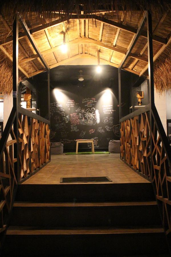 The Cavern Pod Hotel & Specialty Cafe إل نيدو المظهر الخارجي الصورة